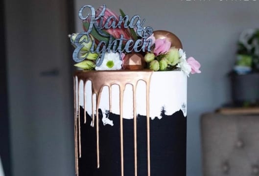 Profitable Small-Batch Bakery/Cake/Cafe Tkg.$15,000 p/w! (Our Ref: V2094)