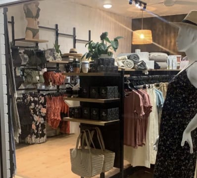 High Tide, Resort and Lifestyle