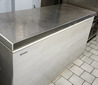 CURRENTLY IN PRE-LEASE  AGREEMENT