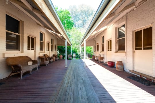 LEASEHOLD - Moyhu Hotel, VIC - 1P0514