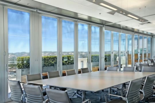 Aurora Skydeck - Adelaide CBD stunning views - Bar and Function Venue