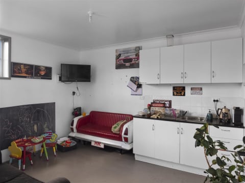 High Volume Mechanical Business & Commercial Property