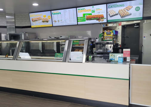 AVAILABLE! Subway Franchise Henry St Loganholme! Low Rent, Lease to 2036! 5 days only! Remodelled!