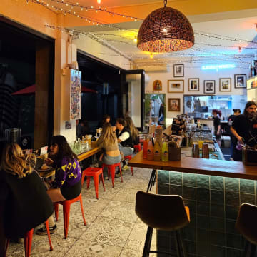 ALL OFFERS CONSIDERED - TACOS Y LIQUOR GEELONG FOR SALE