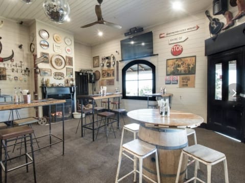 Freehold Hotel for Sale - Royal Hotel, Tambar Springs