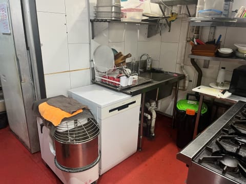 Pizzeria and Café Business for Sale