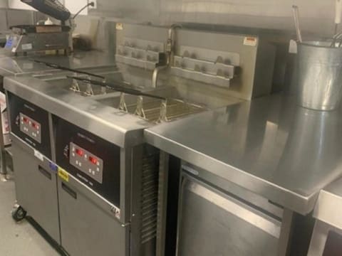 Chicken and/or Fish & Chips, Gold Coast north, A1 equipment, 491 Visa possible! Some Vendor finance!