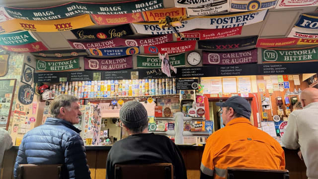 Historic Ballarat Pub with Accommodation & Multiple Income Streams