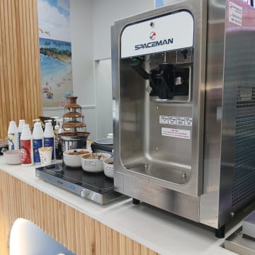 Fully Fitted Self-Serve Dessert Bar | Independent Business
