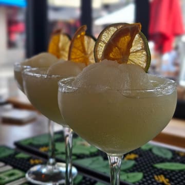 ALL OFFERS CONSIDERED - TACOS Y LIQUOR GEELONG FOR SALE