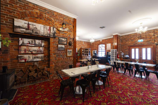 LEASEHOLD - Violet Town Hotel, VIC - 1P0532