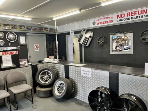 Established 35 years Wrecking and Car Sales Business In Northern Tasmania