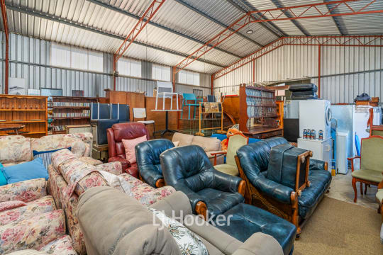 Established Busselton New & Secondhand Warehouse — $229,000 WIWO