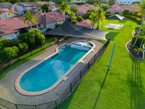 $171,072 Net Profit in a Magnificent Complex - ID 9133