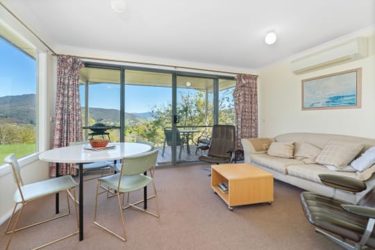 Queen's Cottage, Khancoban – Where the Murray & Snowy Mountains Lifestyle Meet