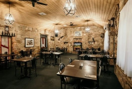 Freehold Hotel for Sale plus Adjoining Land – Pratty's Patch, Maiden Gully VIC