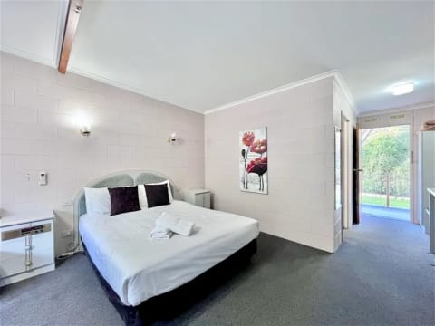 Leasehold  Motel with Restaurant in Tourism Hotspot Halls Gap