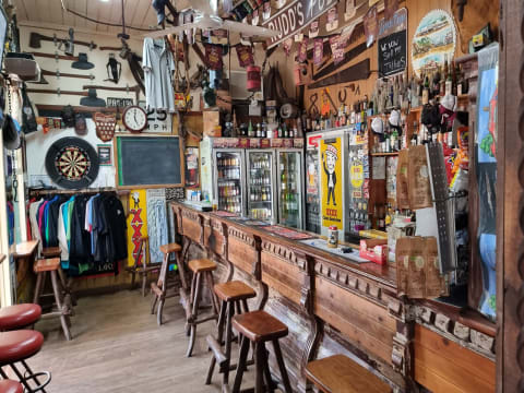 ICONIC COUNTRY PUB OPPORTUNITY - 150HF