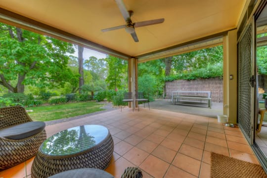 FREEHOLD GOING CONCERN - Goldfield Riverside Apartments, Bright VIC - 1P0625