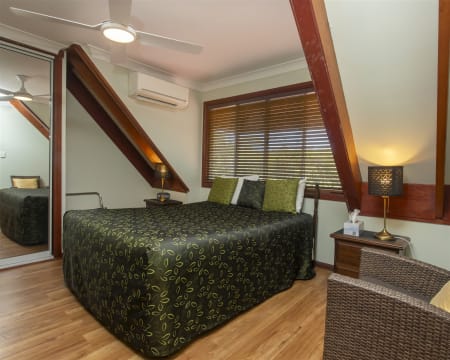 Profitable Seaside Bed & Breakfast Freehold Investment in Redcliffe