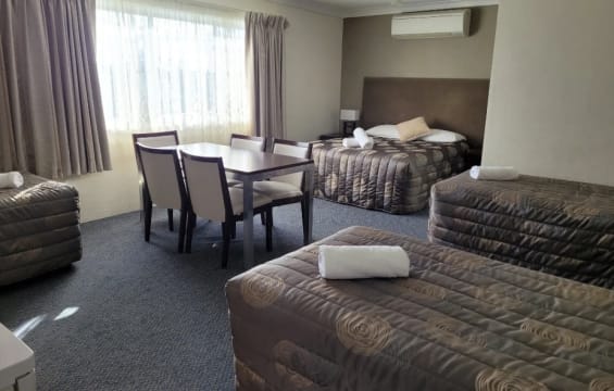 Freehold Motel for Sale - Titania Motel, Oberon