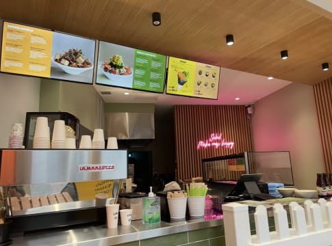 Prime Liverpool St Shop – Ideal for Café / Restaurant / Takeaway (Near-New Fit-Out)