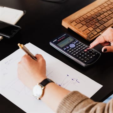 White Collar Admin Business For Sale (Bringing in $4k/week)