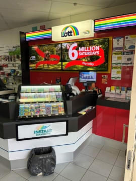 Thriving Community Newsagency in the Heart of Glasshouse Mountains NEWSAGENCY /TATTS AGENCY