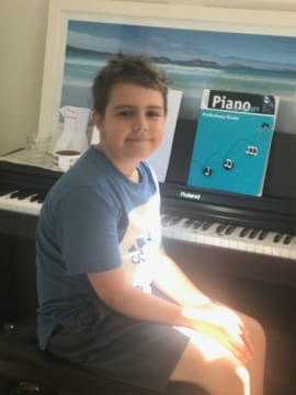 Smart Children Play Piano