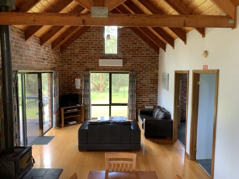 Premier Coastal Lifestyle Property plus Income