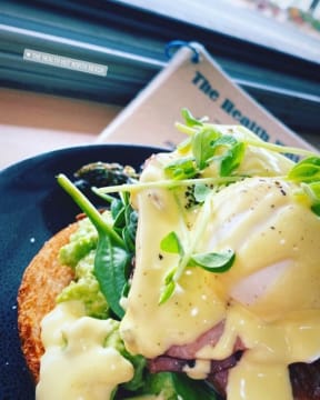 The Health Hut North Beach "where everything is delicious & Nutritious"