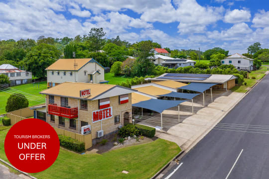 CONSISTENTLY PROFITABLE, EASY TO RUN LEASEHOLD MOTEL - 1994ML