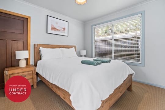 YOUR NEW COASTAL LIFESTYLE AWAITS - 2886MF