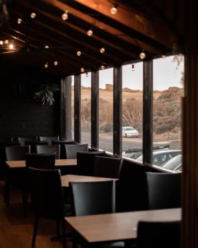 Successful, popular and reputable hospitality venue in a high-growth region