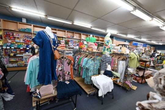 Benalla Cards, Gifts, News etc (DWIWN2117)