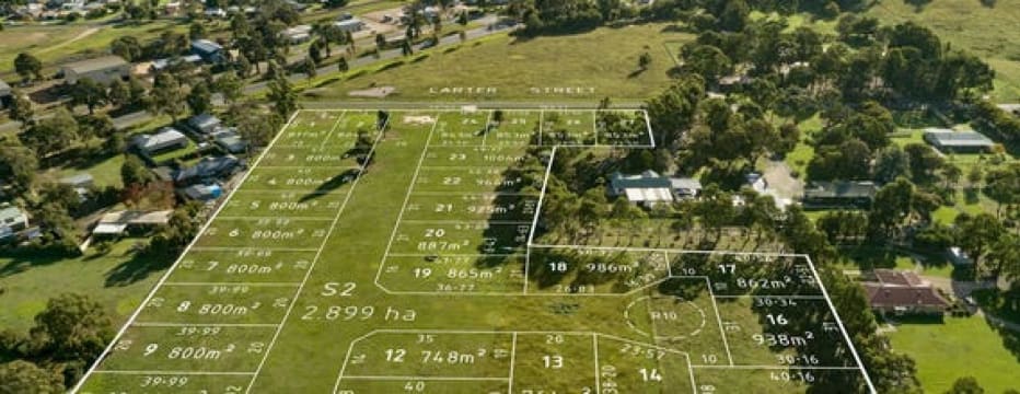 Post Office   310 boxes.  2 bedrooms