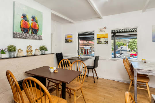 *SOLD BY VENTURE COMMERCIAL*