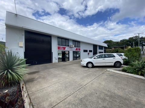 Gold Coast Car Rental Business for Sale with Mechanical Workshop