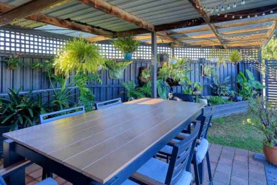 UNDER CONTRACT - Deniliquin Motel