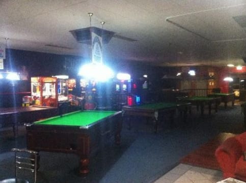 EDWARDS PLACE COFFEE LOUNGE / POOL HALL