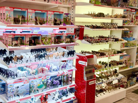 URGENT SALE – Boutique Children’s Retail Store - Williamstown, VIC