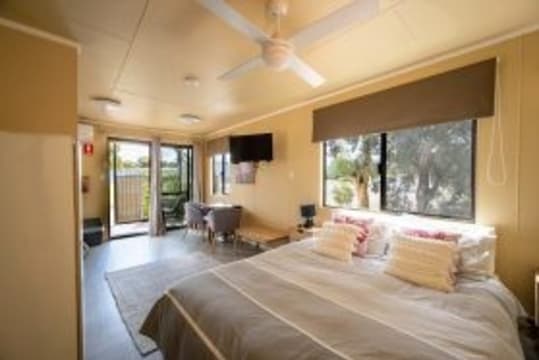 Prime Country Retreat with Built-In Income