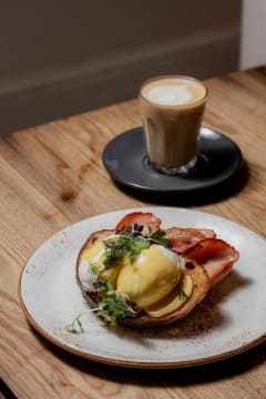 Raincheck Lounge | Established North Hobart Café | 20+ Years Trading