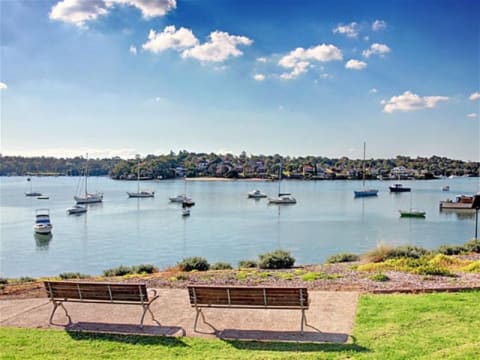 ESTABLISHED RESTAURANT/TAKEAWAY - PRIME LOCATION - BEST BUY AROUND!