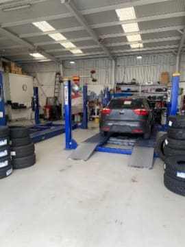 Tyre Sales, Fitting and Mechanical Repair (GLS123)