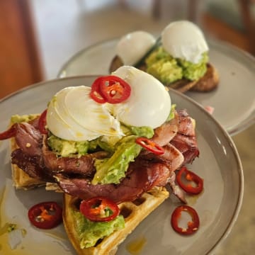 MORGAN'S BAR & GRILL, ANGLESEA FOR SALE - POA