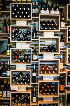 Bottle Shop for Sale *Bargain Price *$85K [2408081]