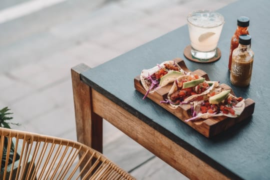 BEACHSIDE MEXICAN RESTAURANT/BAR BUSINESS FOR SALE - WILL SUIT CONVERSION TO A CAFE OR DIFFERENT ...