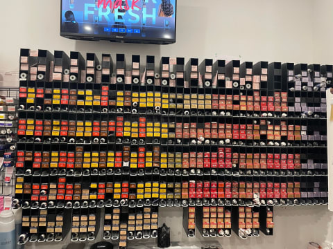 Busy and beautiful hairdressing salon that has consistently grown over the years