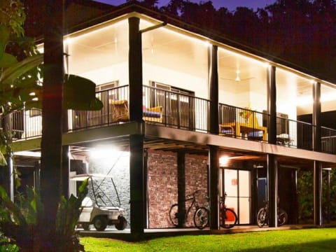 LUXURIOUS RETREAT FOR THE DISCERNING OWNER WITH POTENTIAL TO RAMP UP - 2749MF3